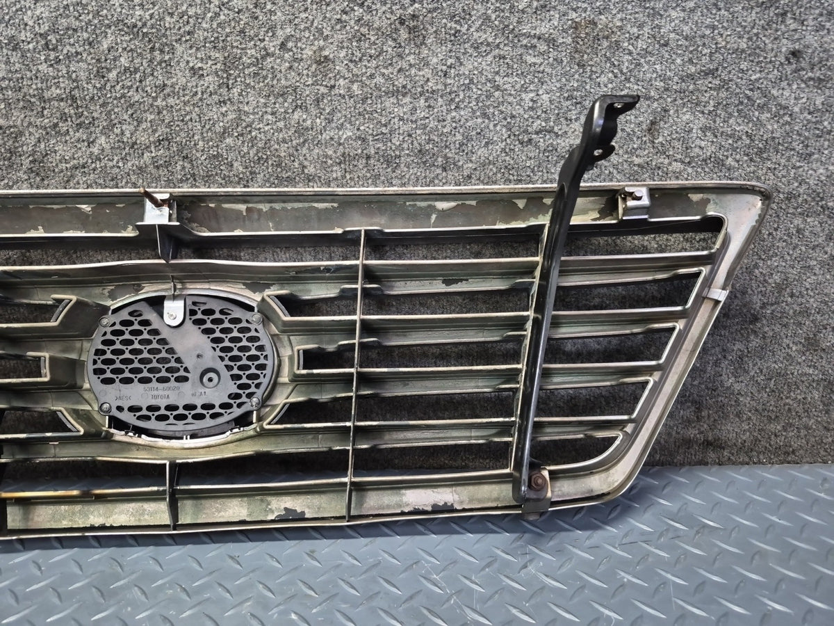 2005-2007 Lexus UZJ100L LX470 Front Engine Radiator Chrome Grille Cover w Emblem