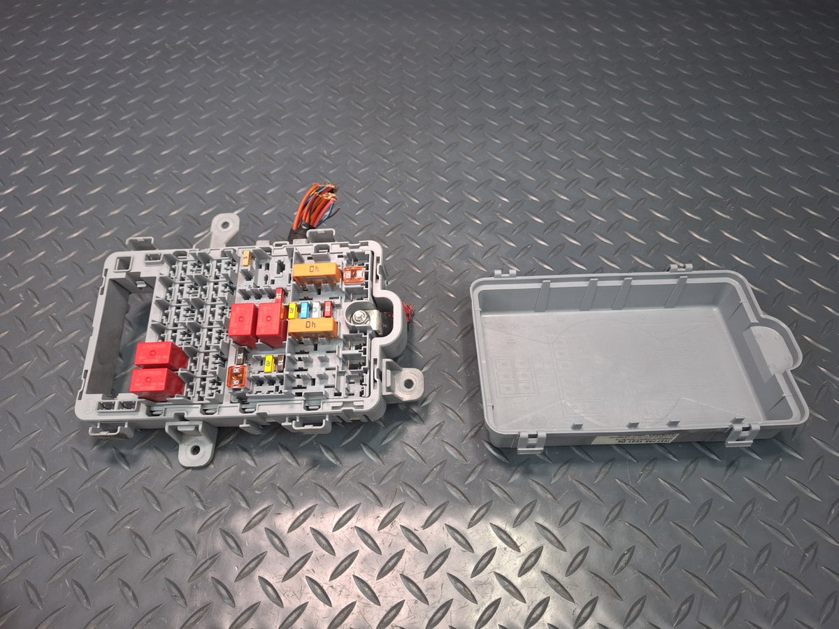 17-19 Alfa Romeo Giulia Q4 Rear Trunk Fuse Relay Junction Block Box OEM
