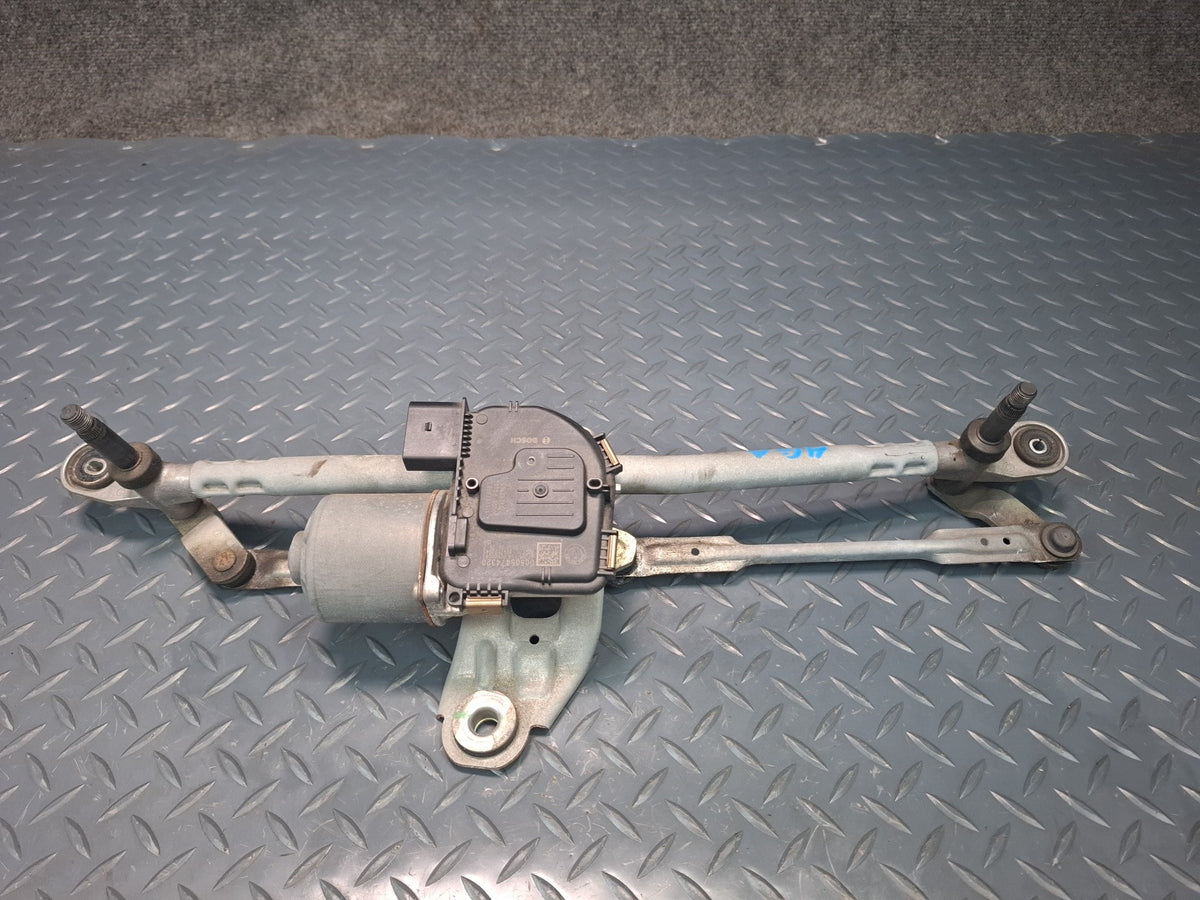 17-21 Alfa Romeo Giulia Wiper Windshield Transmission Linkage Motor OEM