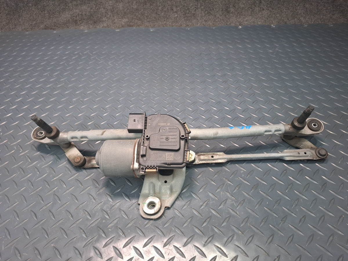 17-21 Alfa Romeo Giulia Wiper Windshield Transmission Linkage Motor OEM