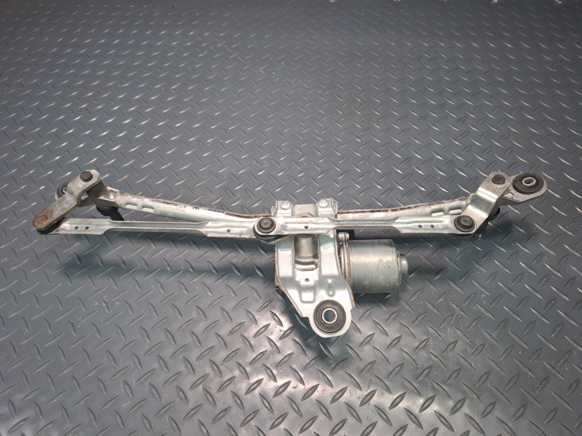 17-21 Alfa Romeo Giulia Wiper Windshield Transmission Linkage Motor OEM