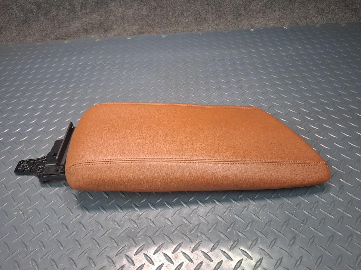 17-19 Alfa Romeo Giulia Center Console Arm Rest Lid Leather Brown OEM