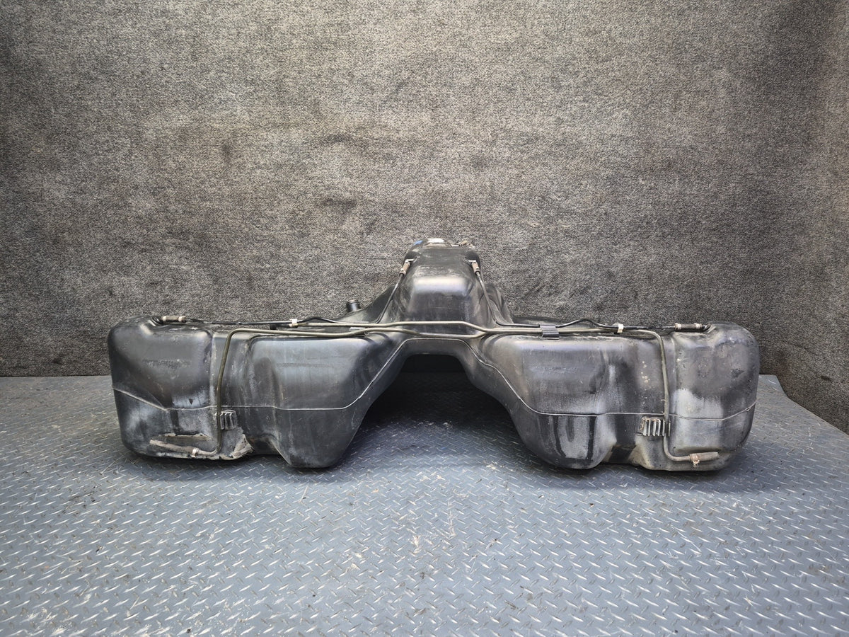 1994-1997 BMW E31 840Ci Fuel Tank Unit 1182313