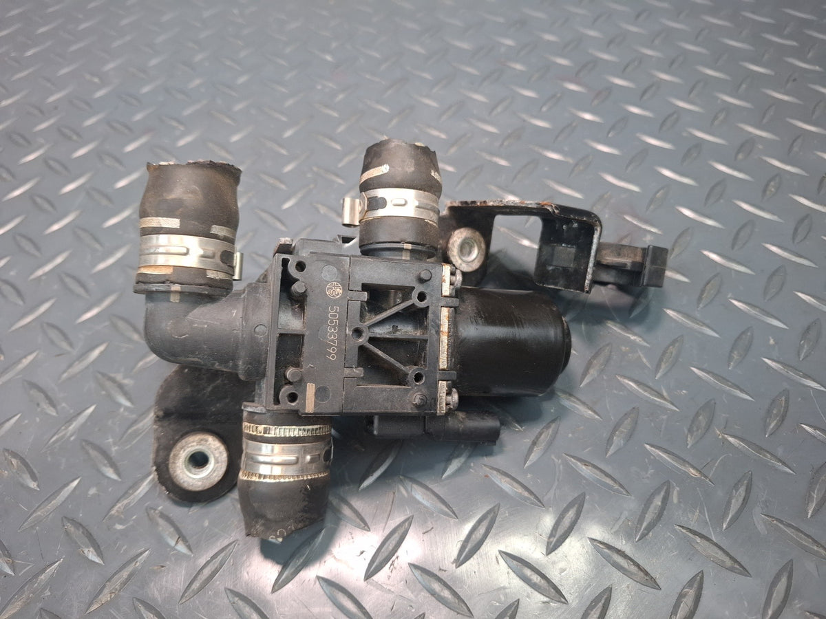 17-19 Alfa Romeo Giulia Q4 Engine Water Heater Valve Unit Assembly 50533799 OEM