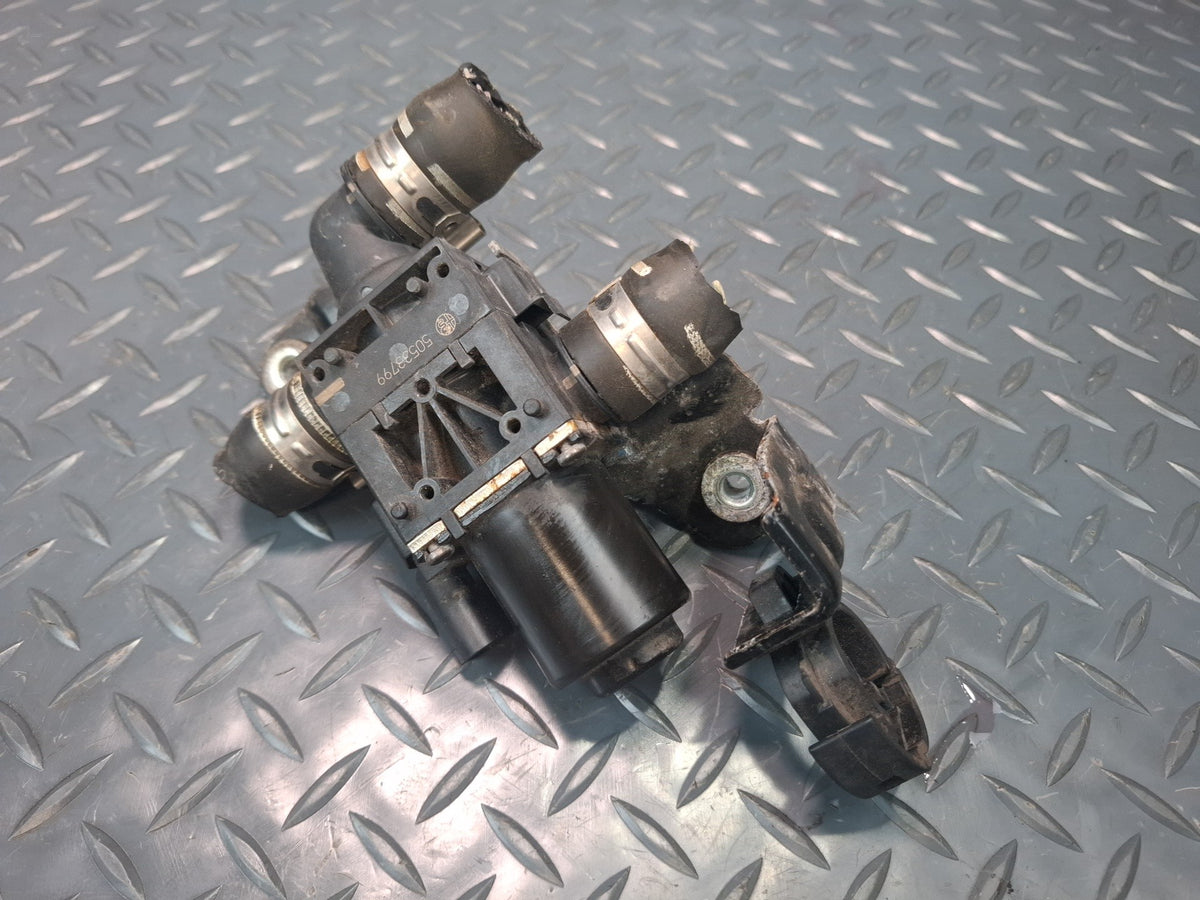 17-19 Alfa Romeo Giulia Q4 Engine Water Heater Valve Unit Assembly 50533799 OEM