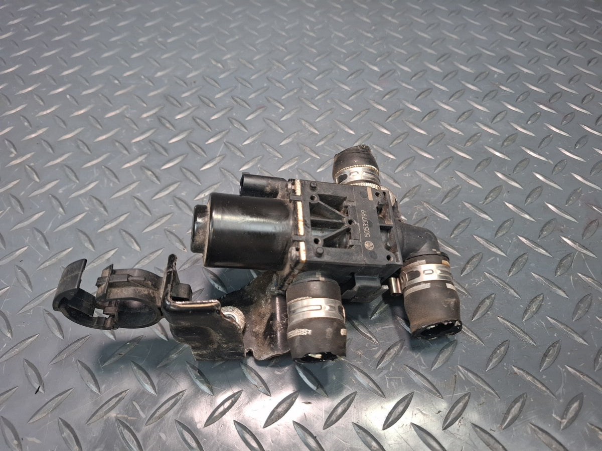 17-19 Alfa Romeo Giulia Q4 Engine Water Heater Valve Unit Assembly 50533799 OEM