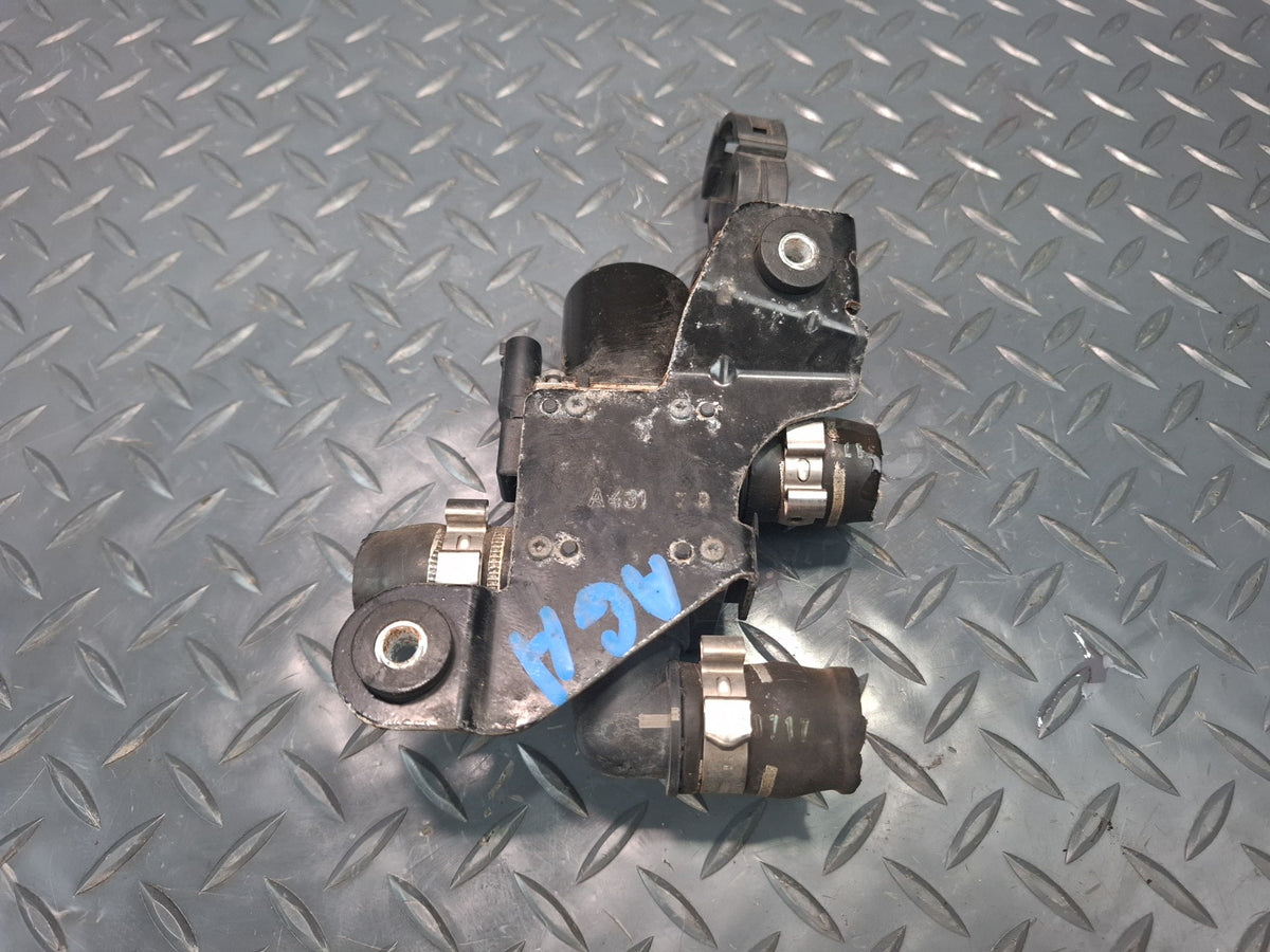 17-19 Alfa Romeo Giulia Q4 Engine Water Heater Valve Unit Assembly 50533799 OEM