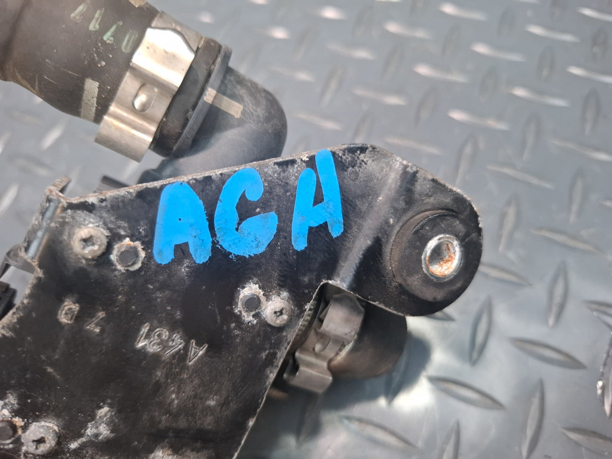 17-19 Alfa Romeo Giulia Q4 Engine Water Heater Valve Unit Assembly 50533799 OEM