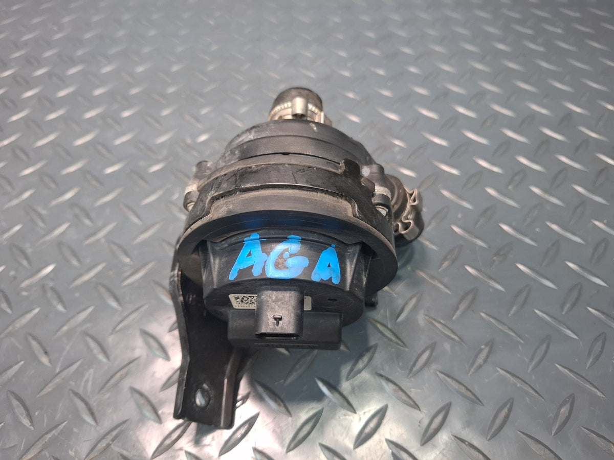 17-23 Alfa Romeo Giulia Q4 952 Engine Auxiliary Water Coolant Pump OEM