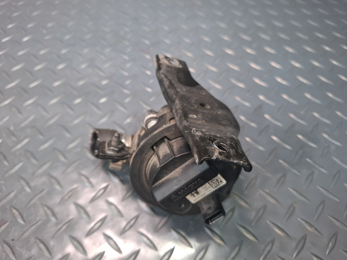 17-23 Alfa Romeo Giulia Q4 952 Engine Auxiliary Water Coolant Pump OEM