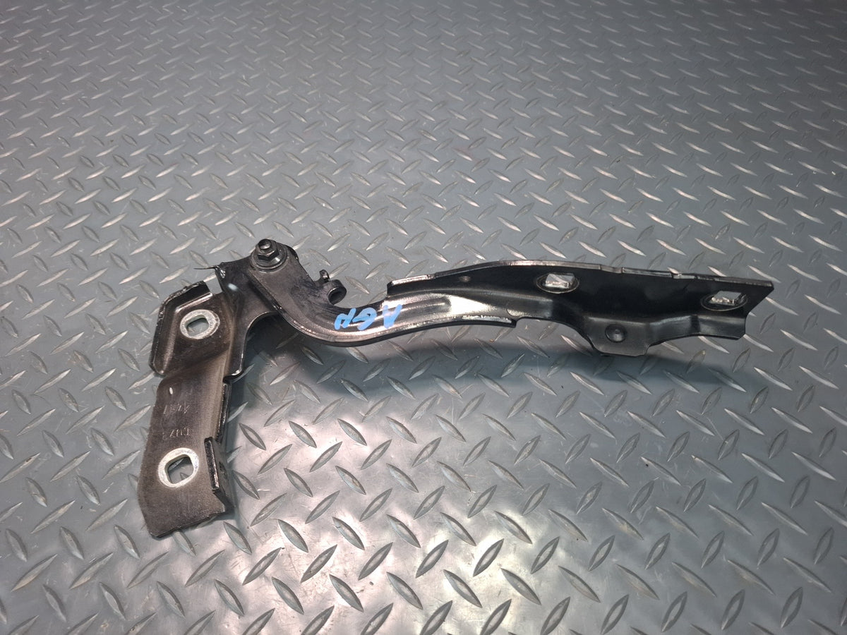 17-22 Alfa Romeo Giulia Set of 2 Front Left & Right Hood Hinge Black OEM