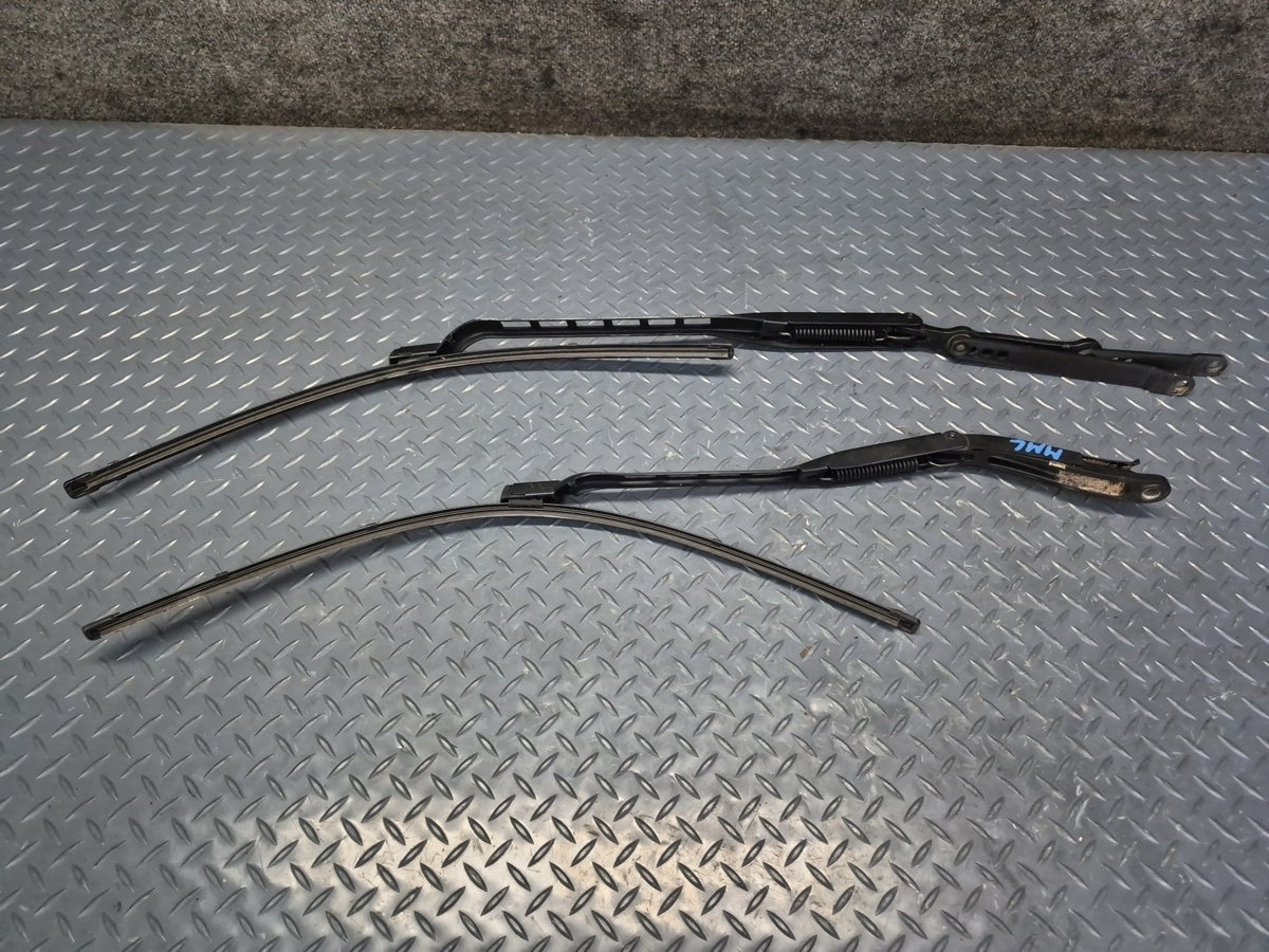 2012-2015 Mercedes W166 Ml-class Set of 2 Front Left & Right Wiper Arm