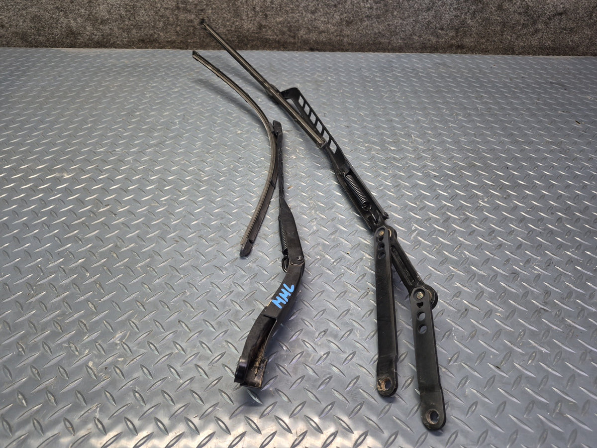 2012-2015 Mercedes W166 Ml-class Set of 2 Front Left & Right Wiper Arm