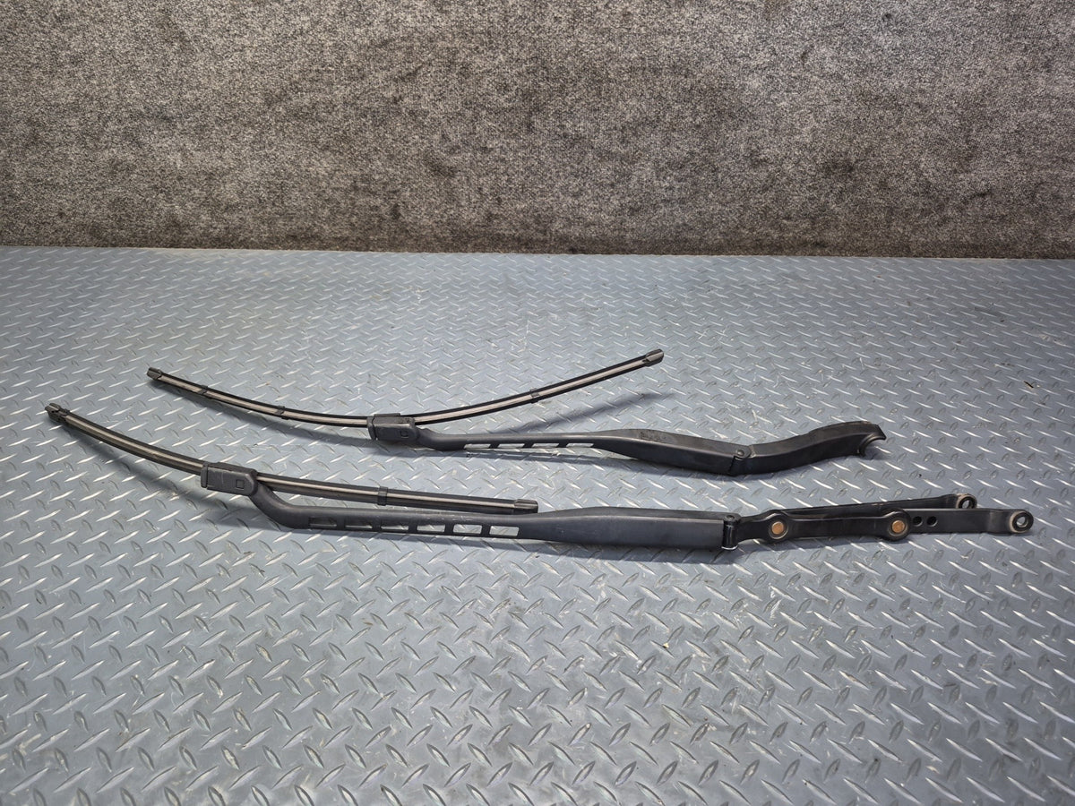 2012-2015 Mercedes W166 Ml-class Set of 2 Front Left & Right Wiper Arm