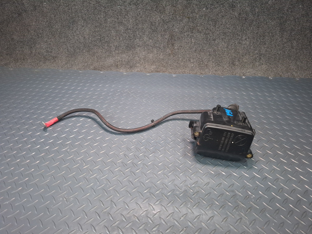 17-19 Alfa Romeo Giulia Q4 952 Engine Bay Fuse Relay Box Module Unit OEM