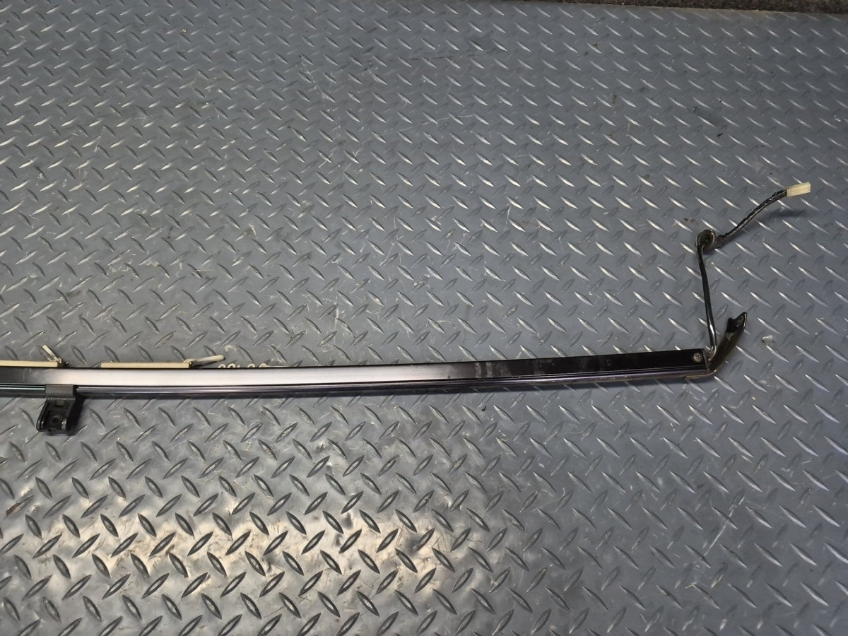93-98 Toyota Hiace KZH106W Rear Tailgate Upper & Lower Auto Curtain Rail Set OEM
