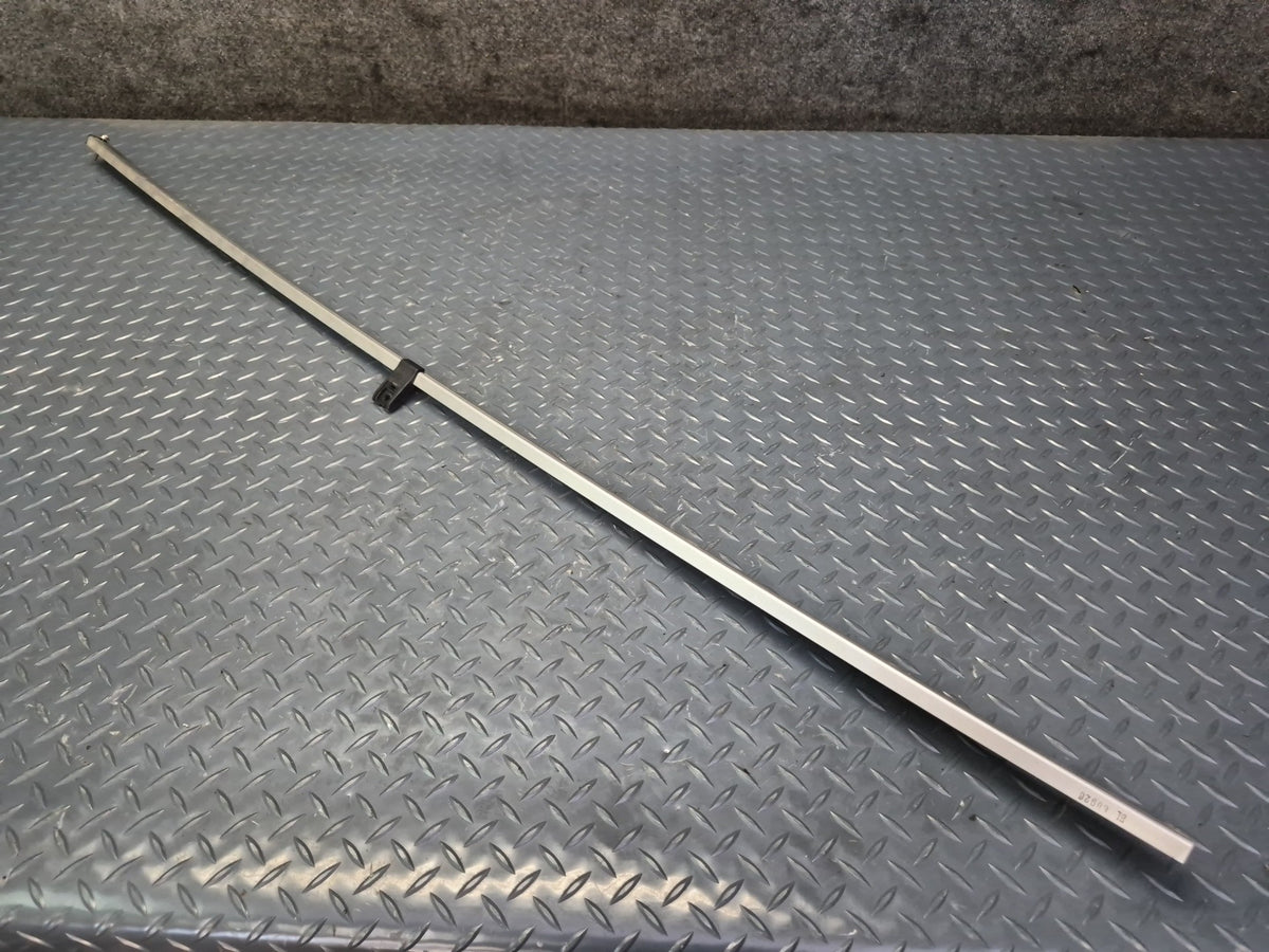 93-98 Toyota Hiace KZH106W Rear Tailgate Upper & Lower Auto Curtain Rail Set OEM