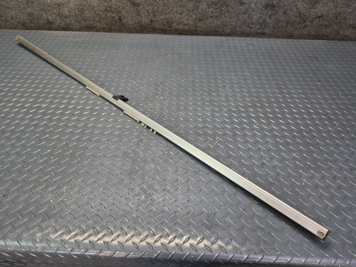 93-98 Toyota Hiace KZH106W Rear Tailgate Upper & Lower Auto Curtain Rail Set OEM