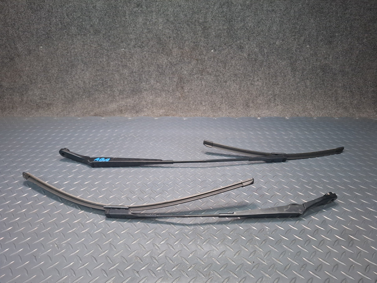 17-24 Alfa Romeo Giulia Left & Right Windshield Wiper Arms w Blade Set OEM