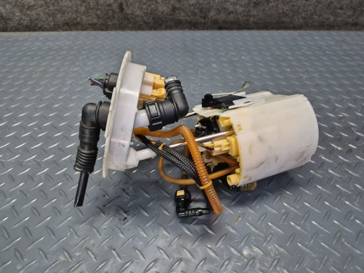 17-24 Alfa Romeo Giulia 2.0L Fuel Pump Level Sensor Sending Unit OEM