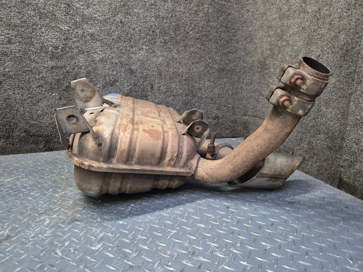 1999-2001 Porsche 911 996 M/T Rear Right Exhaust Muffler w Tip