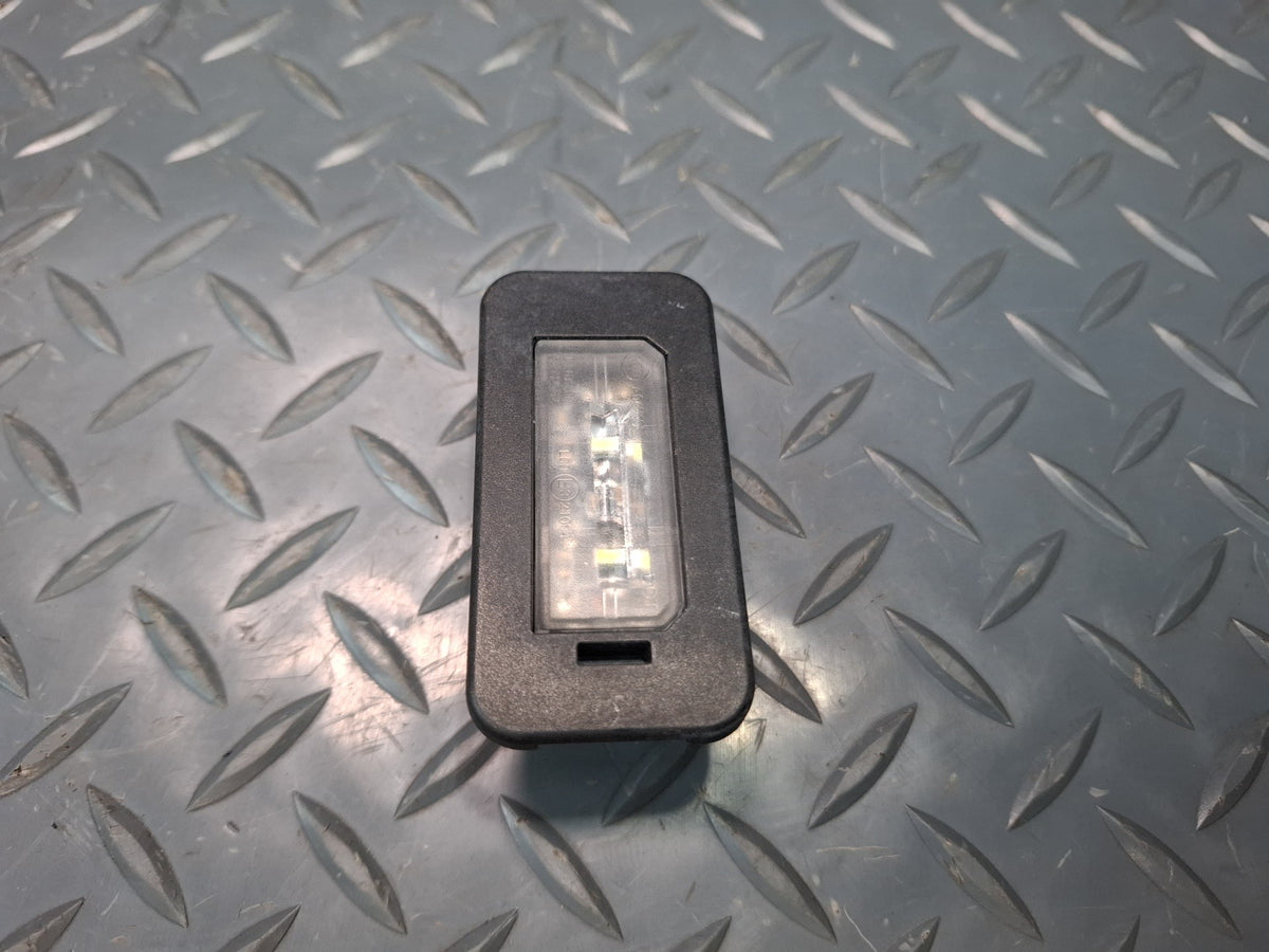 17-19 Alfa Romeo Giulia Q4 Set of 2 License Plate Light Lamp OEM