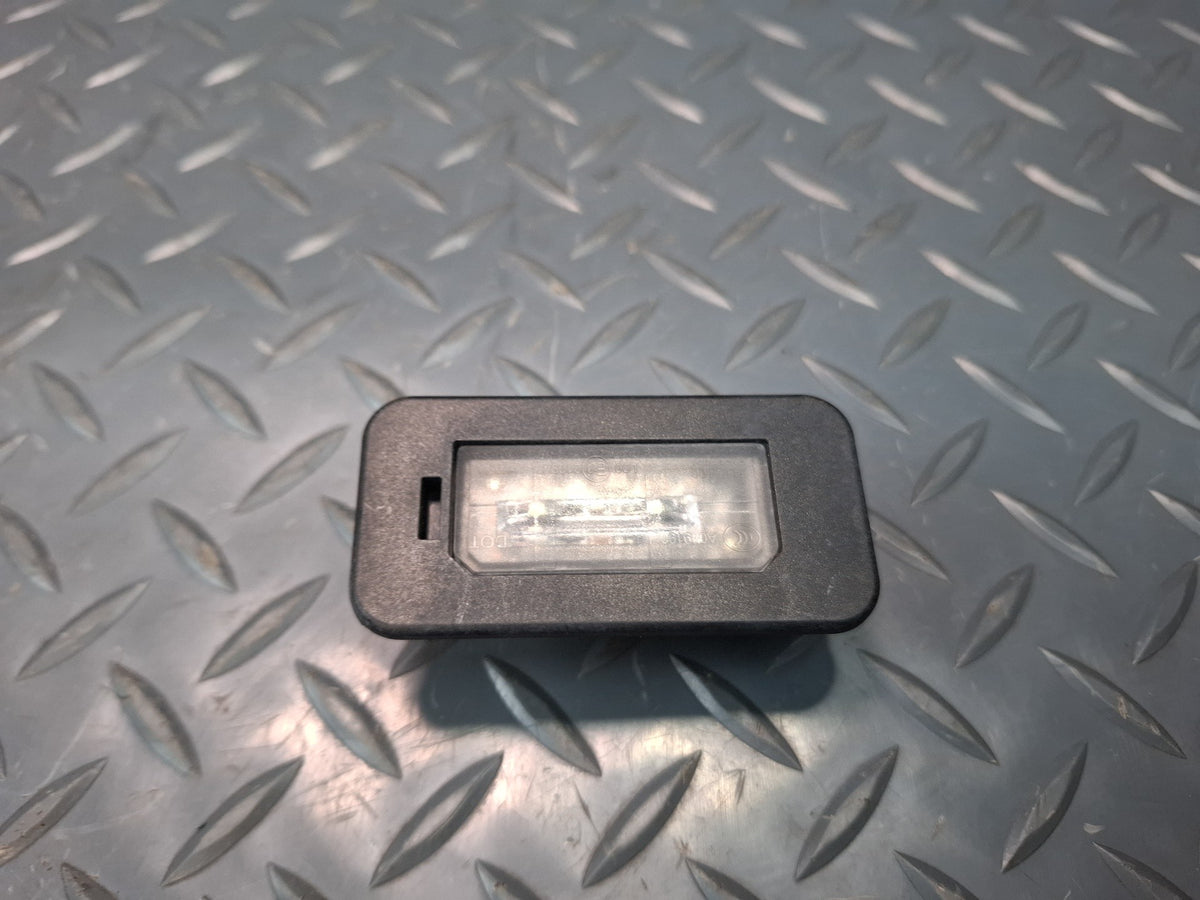 17-19 Alfa Romeo Giulia Q4 Set of 2 License Plate Light Lamp OEM