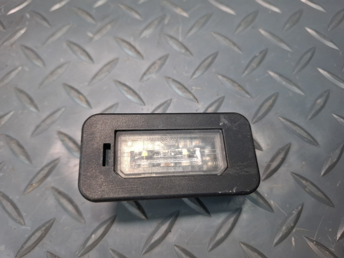 17-19 Alfa Romeo Giulia Q4 Set of 2 License Plate Light Lamp OEM