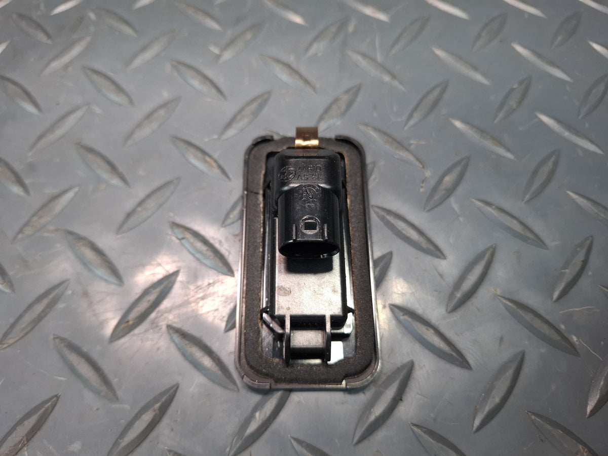 17-19 Alfa Romeo Giulia Q4 Set of 2 License Plate Light Lamp OEM