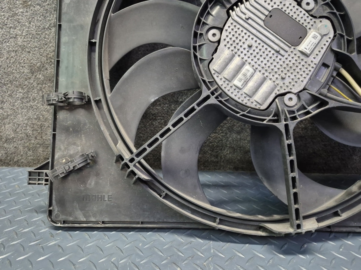 2017-2020 Maserati Levante M161 3.0L Engine Cooling Fan Motor Shroud Damaged