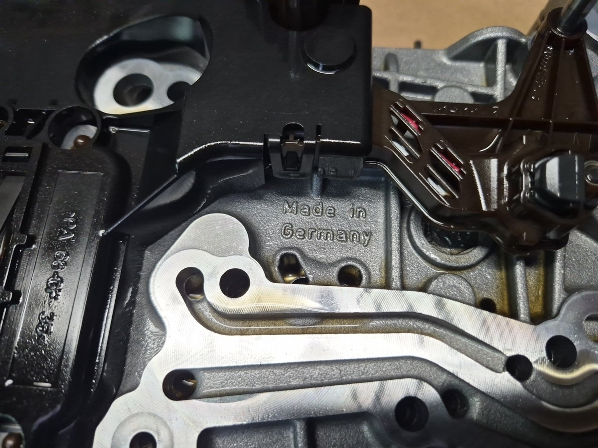 17-23 Alfa Romeo Giulia 2.0L 8HP50 Auto Transmission Valve Body Mechatronic OEM