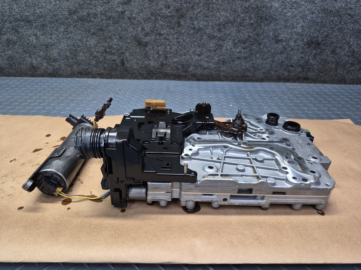 17-23 Alfa Romeo Giulia 2.0L 8HP50 Auto Transmission Valve Body Mechatronic OEM