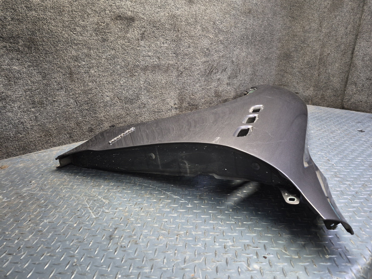 2017-2020 Maserati Levante M161 Front Left Fender Shell Cover Panel Maratea