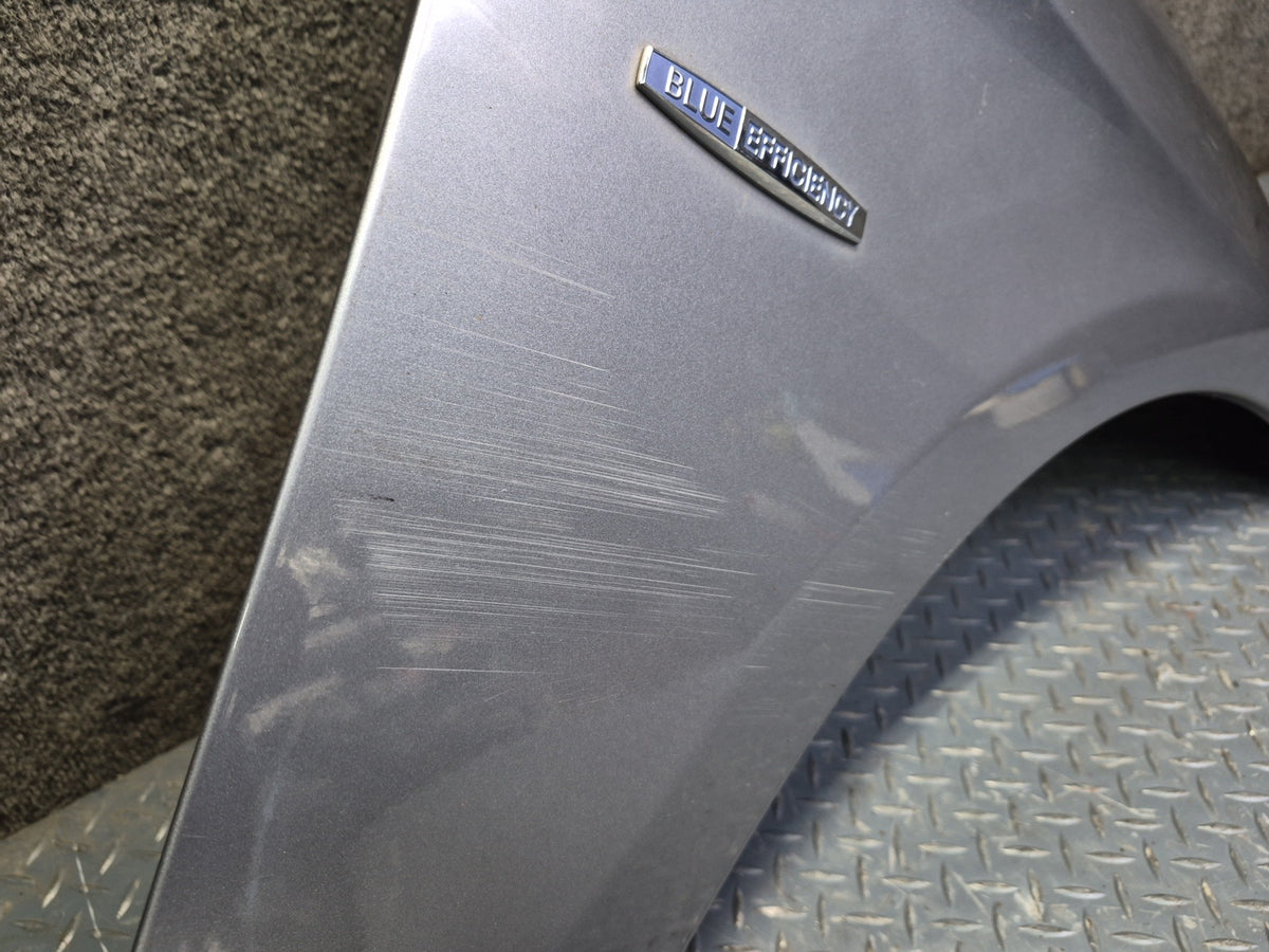 2012-2015 Mercedes W166 Ml-class Front Right Fender Shell Panel Cover Silver