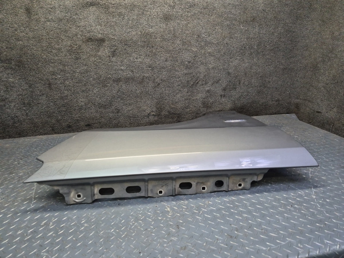 2012-2015 Mercedes W166 Ml-class Front Right Fender Shell Panel Cover Silver