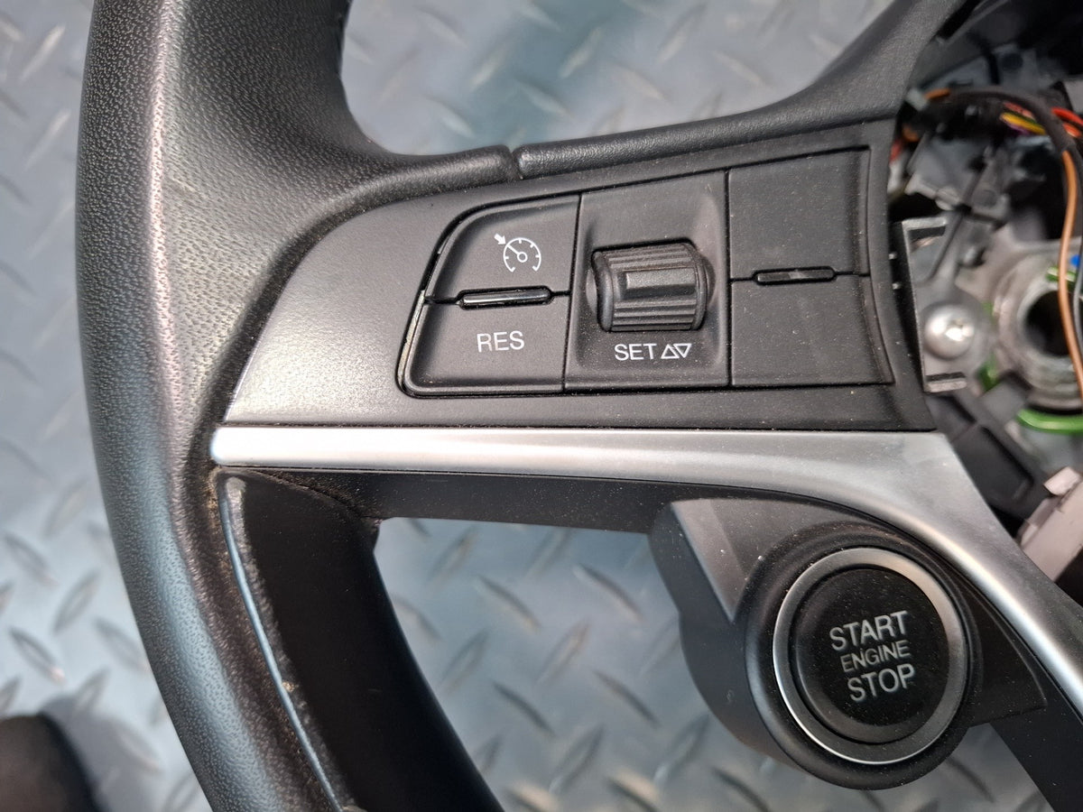 17-21 Alfa Romeo Giulia Leather Steering Black w Controls OEM