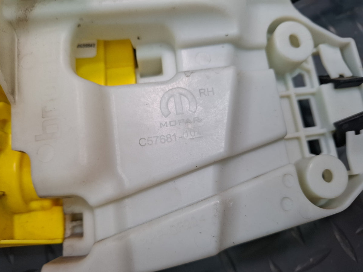 17-26 Alfa Romeo Giulia Front Right Passenger Side Door Lock Latch Actuator OEM