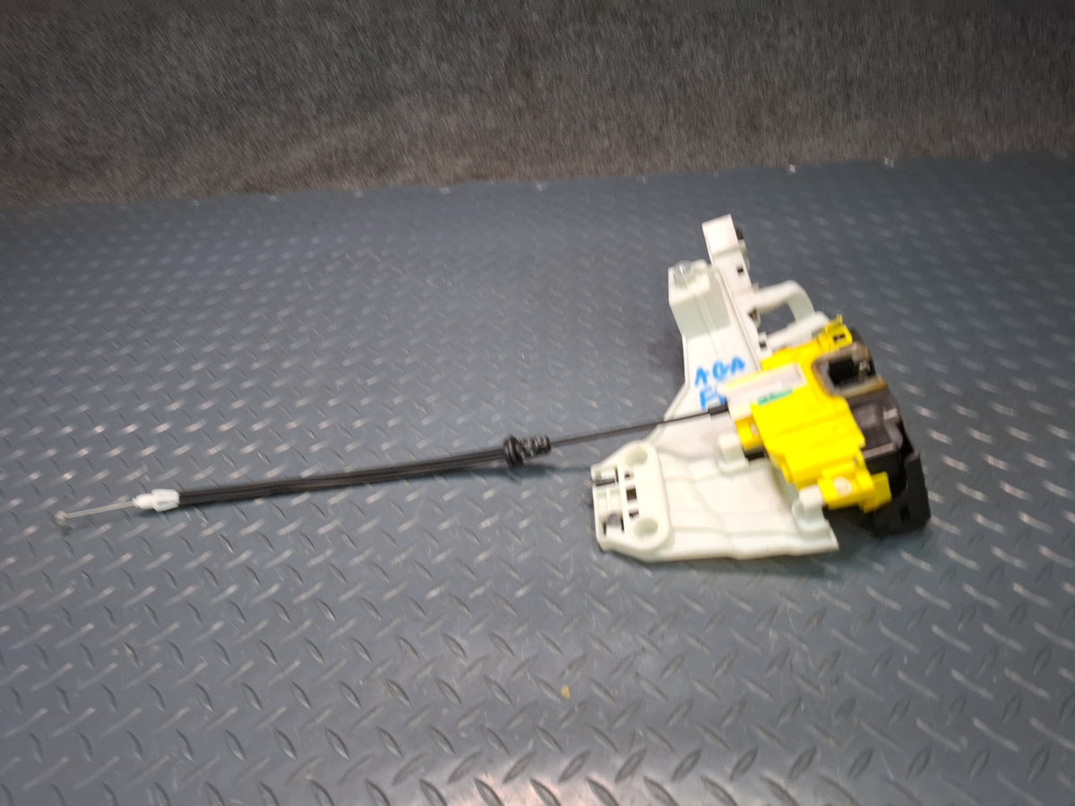 17-26 Alfa Romeo Giulia Front Right Passenger Side Door Lock Latch Actuator OEM