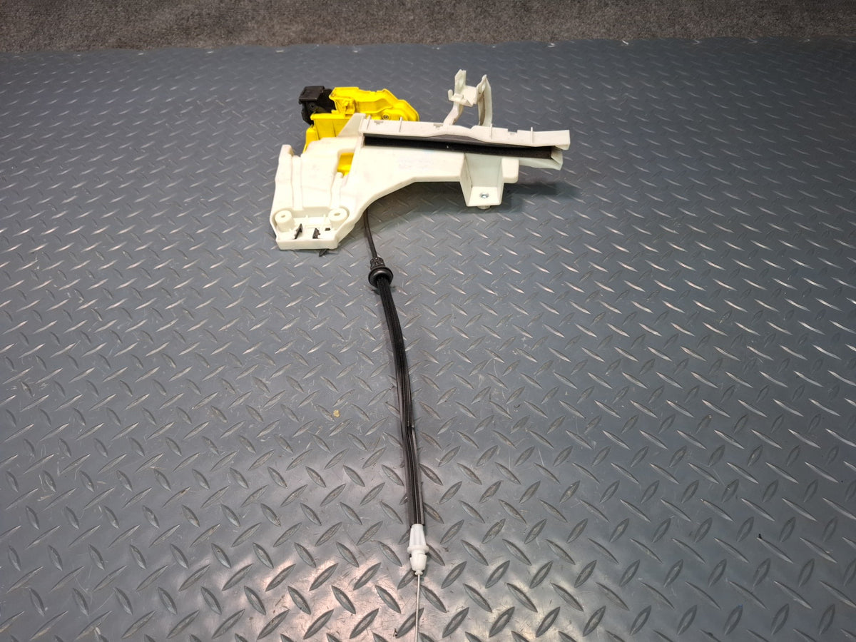 17-26 Alfa Romeo Giulia Front Right Passenger Side Door Lock Latch Actuator OEM