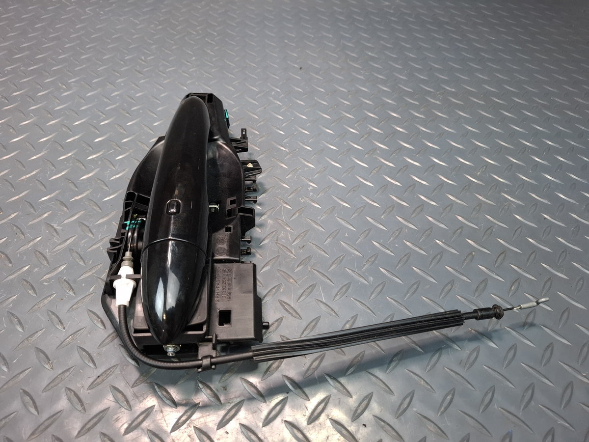 17-24 Alfa Romeo Giulia Front Right Pass Side Exterior Keyless Door Handle OEM
