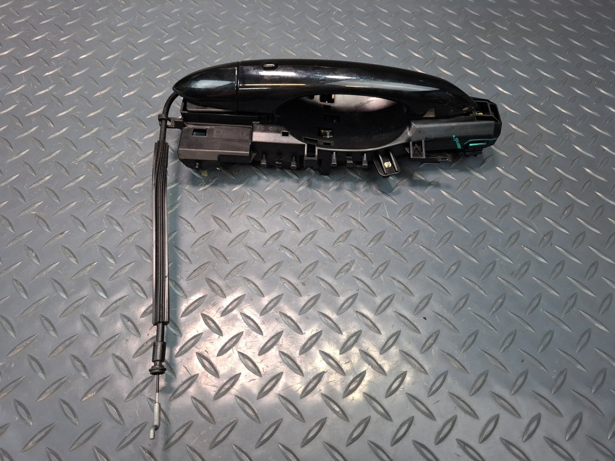 17-24 Alfa Romeo Giulia Front Right Pass Side Exterior Keyless Door Handle OEM