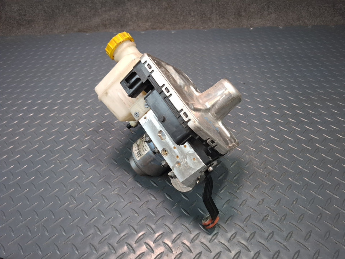 17-25 Alfa Romeo Giulia 2.0L AWD Anti Lock Brake ABS Pump Module w Reservoir OEM