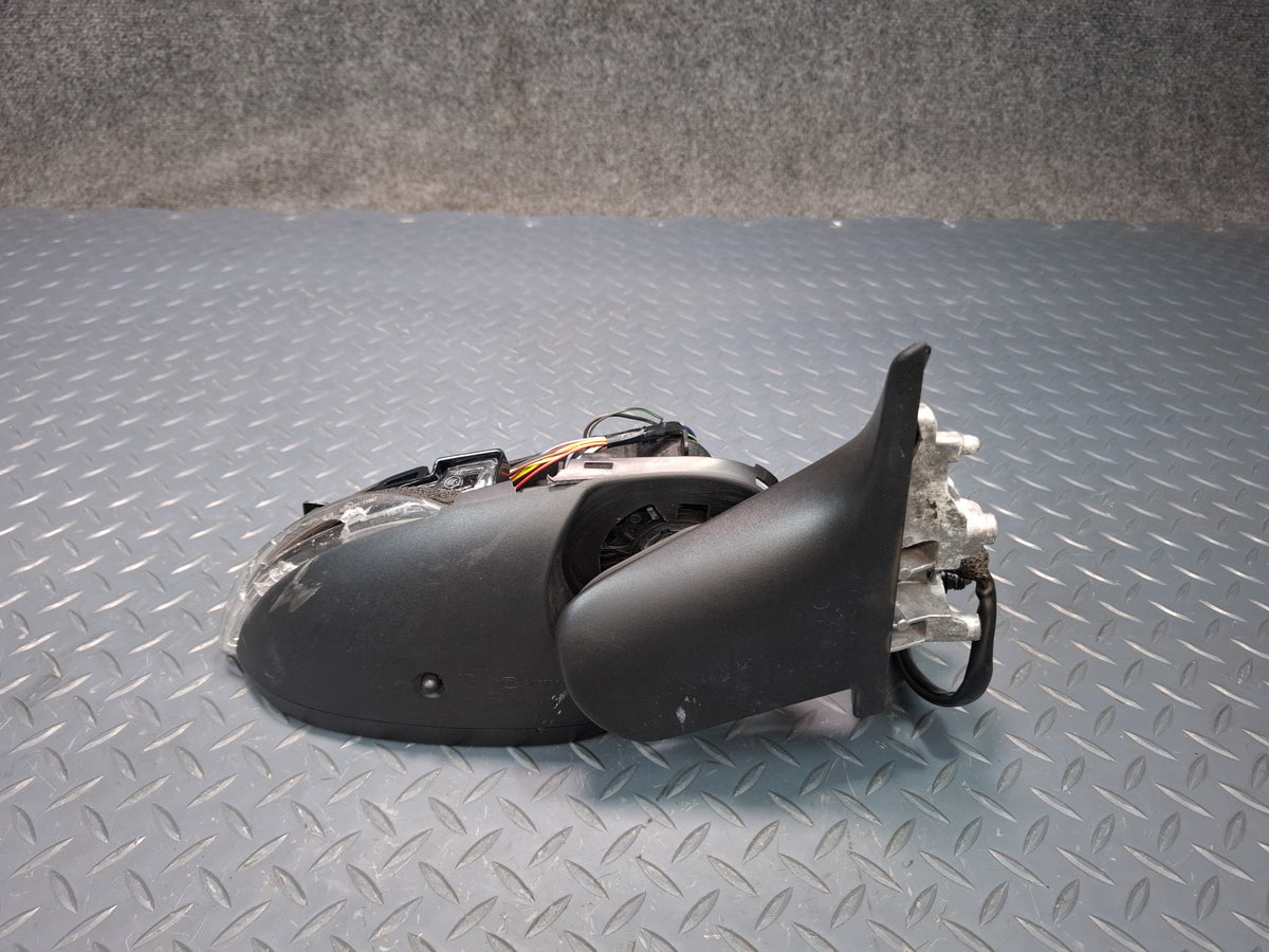 17-25 Alfa Romeo Giulia Right Pass Side Door Heated Rear View Mirror Defective