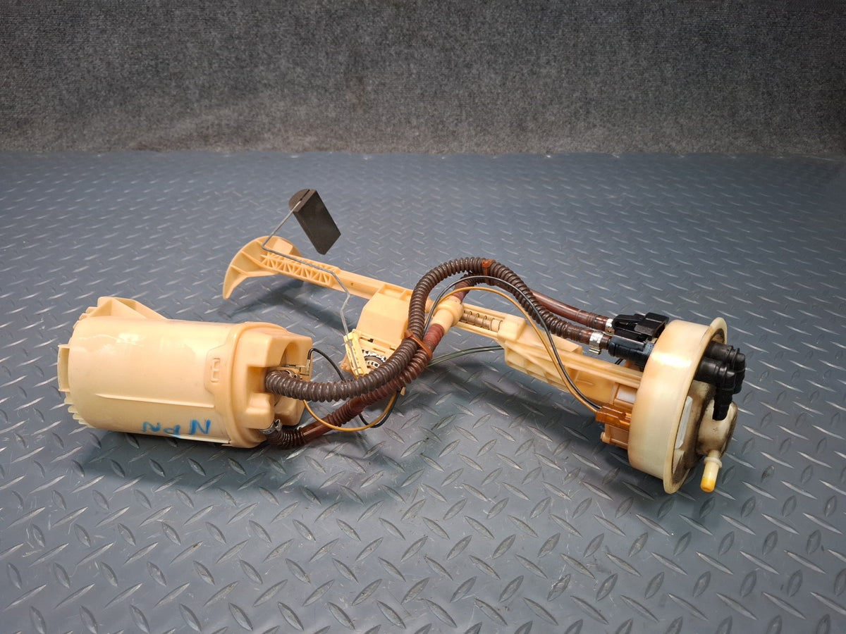 99-01 Porsche 911 996 3.4L M96.01 RWD Fuel Pump Level Sensor Sending Unit Set