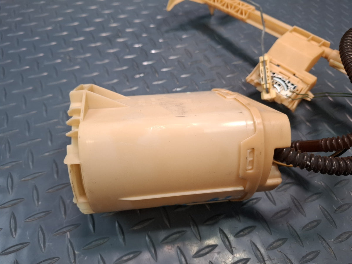 99-01 Porsche 911 996 3.4L M96.01 RWD Fuel Pump Level Sensor Sending Unit Set