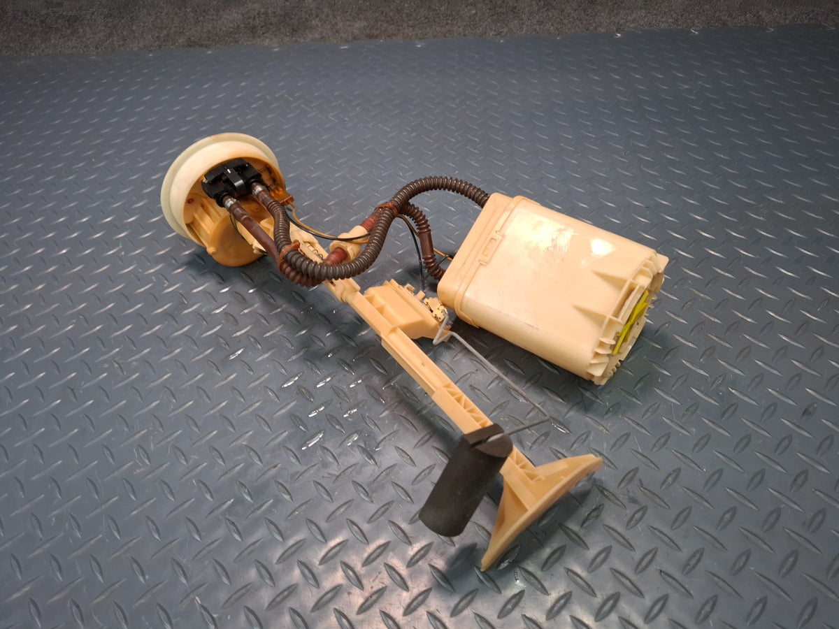 99-01 Porsche 911 996 3.4L M96.01 RWD Fuel Pump Level Sensor Sending Unit Set