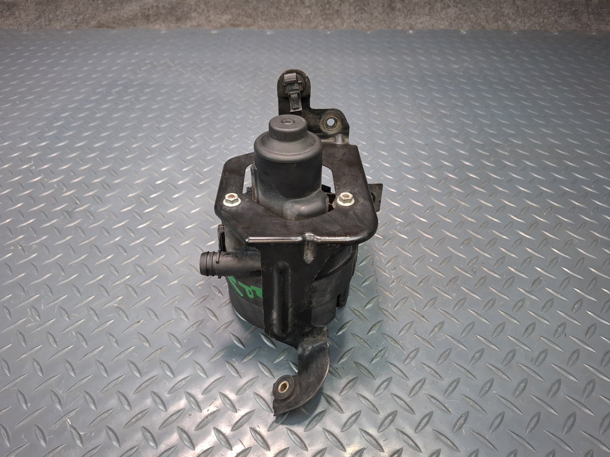 1999-2004 Porsche 911 996 Secondary Air Injection Smog Pump 99660510400