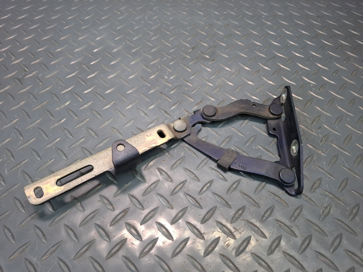 1999-2005 Porsche 911 Carrera 996 Rear Left & Right Side Engine Trunk Hinge Set
