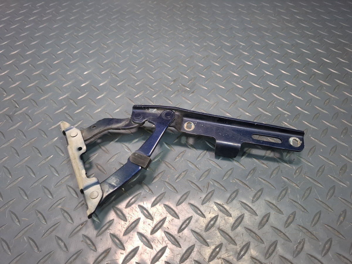 1999-2005 Porsche 911 Carrera 996 Rear Left & Right Side Engine Trunk Hinge Set