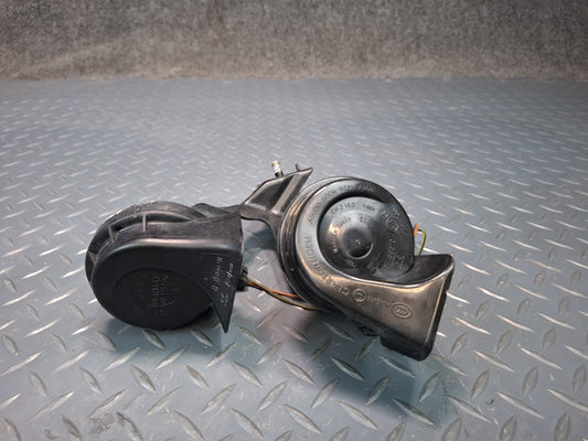 1999-2004 Porsche 911 996 High & Low Tonenote Pitch Horn Signal Set of 2